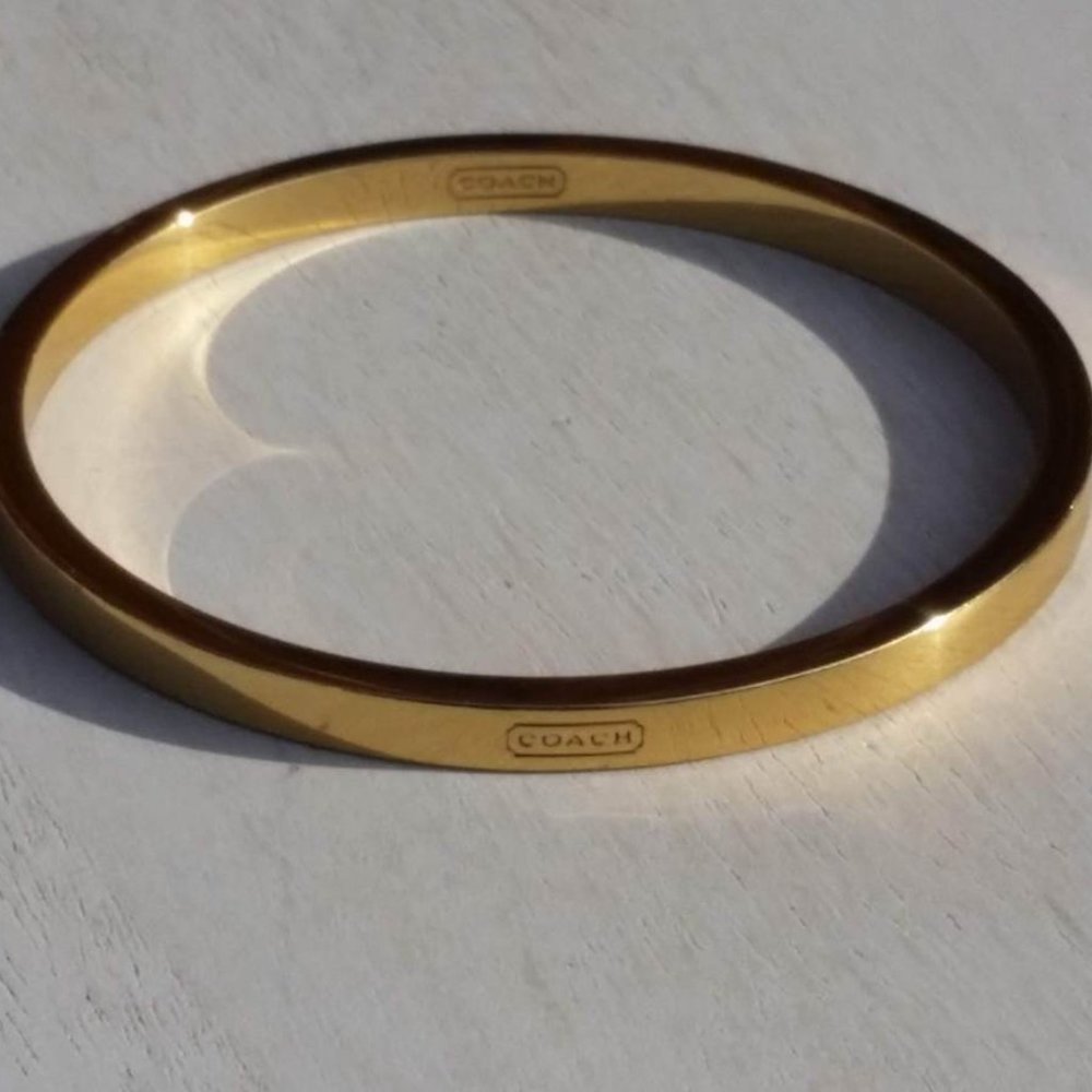 Coach Gold Tone Bangle Unisex Bracelet in Excellent Condition